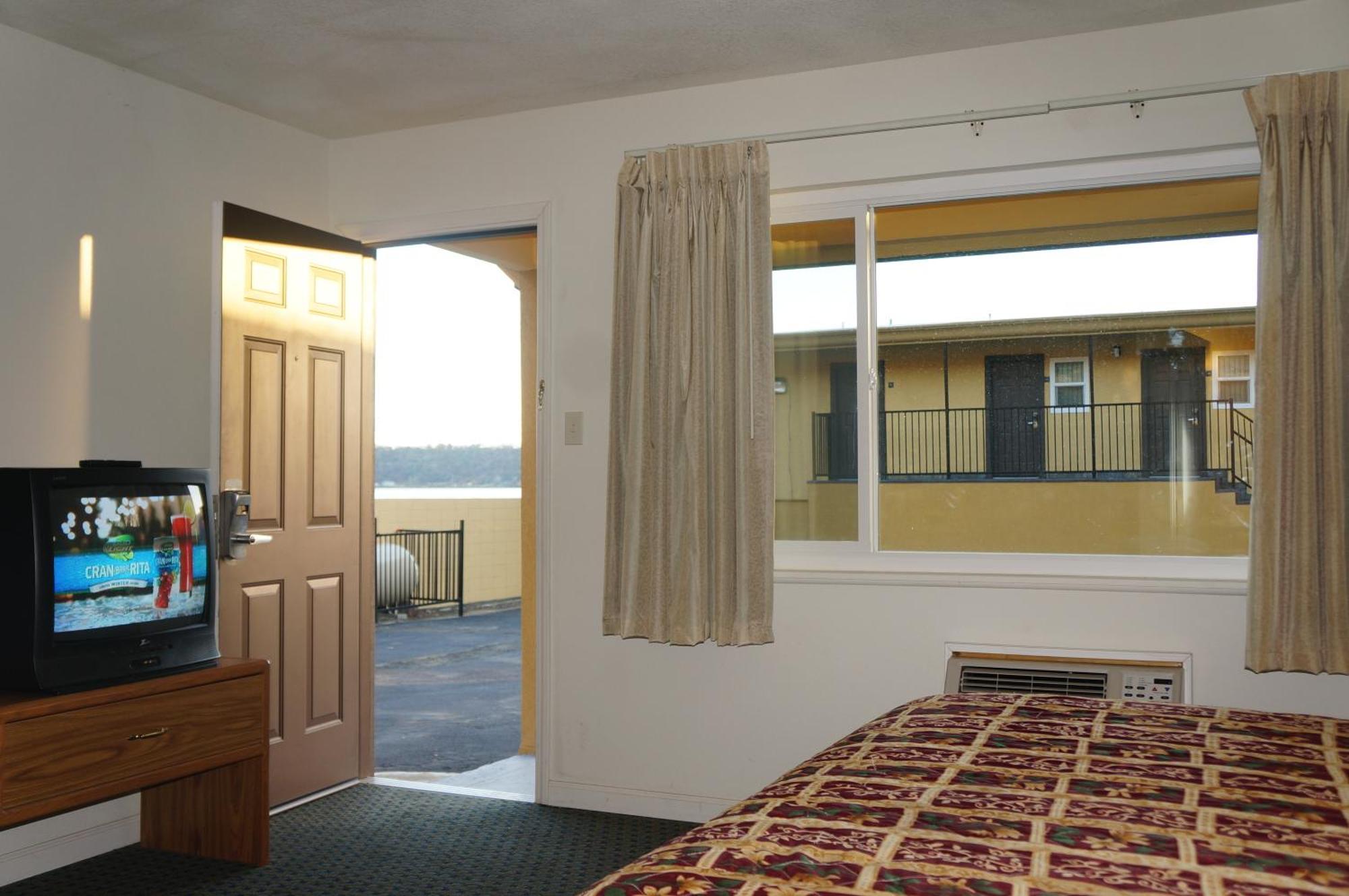 Lake Marina Inn Clearlake Oaks Værelse billede